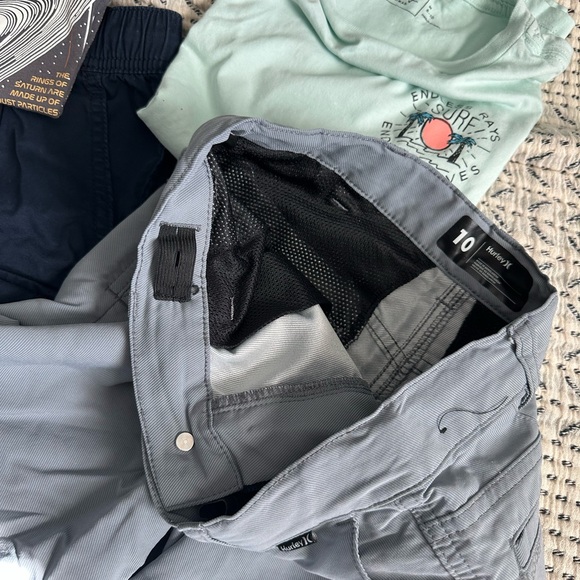 Hurley summer bundle Boys size 8-10 short sets - Picture 3 of 7